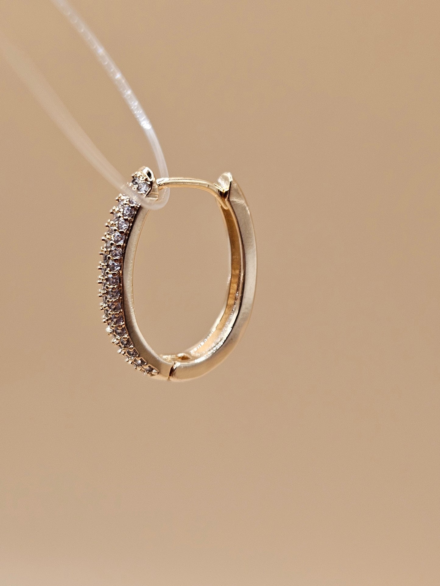 Éclat Pavé Hoops – Gold Pavé Zirconia Earrings | LUDUVICE