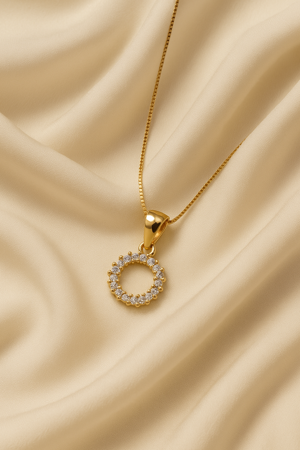 Cerchio di Luce Necklace – Gold Pendant with Zirconia Crystals